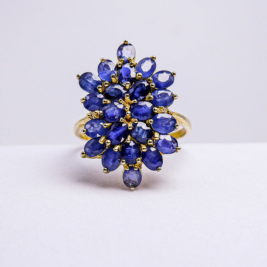 แหวนเงินแท้ 925 ฝังพลอย ไพลินมาบีร่า (Mabira Blue Sapphire) + ไวท์โทพาส (whitetopaz)