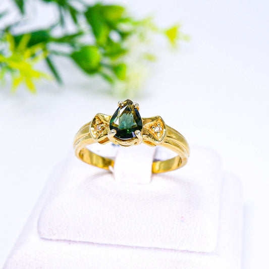 แหวนเงินแท้ 925 ฝังพลอย เขียวส่อง (green Sapphire) + เซอร์คอน (Zircon)