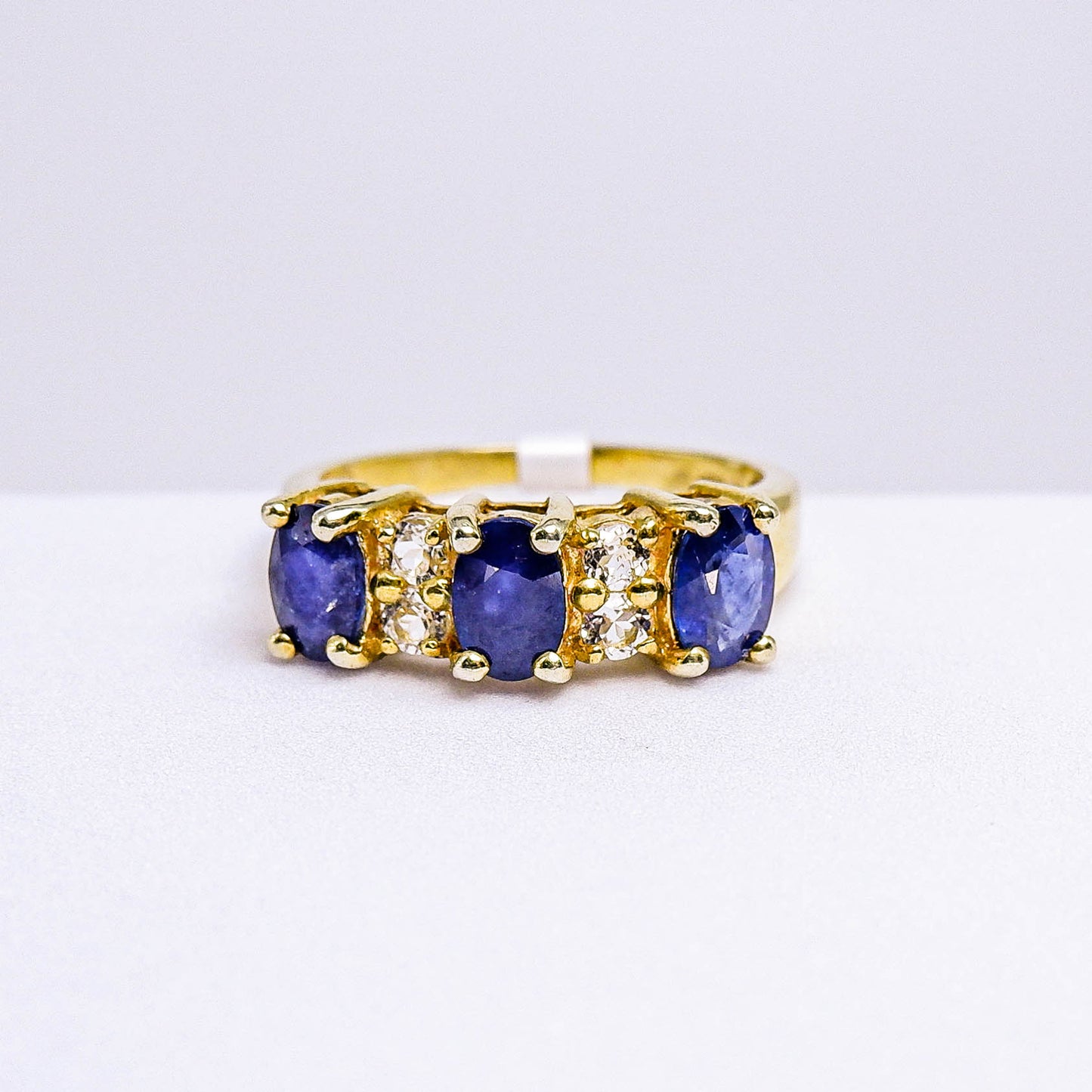 แหวนเงินแท้ 925 ฝังพลอย ไพลิน (Blue Sapphire) + ไวท์โทพาส (whitetopaz)