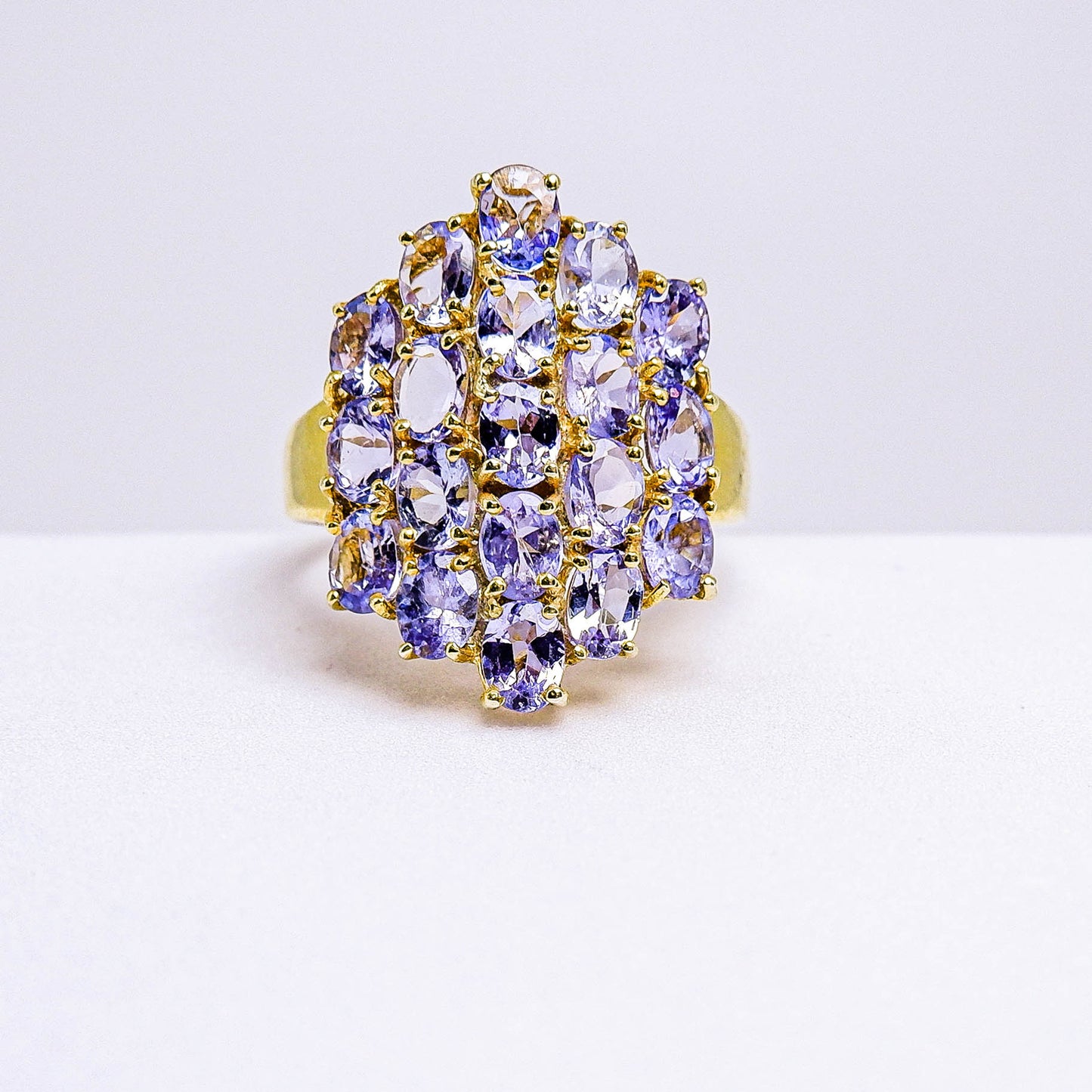 แหวนเงินแท้ 925 ฝังพลอย แทนซาไนท์ (Tanzanite)