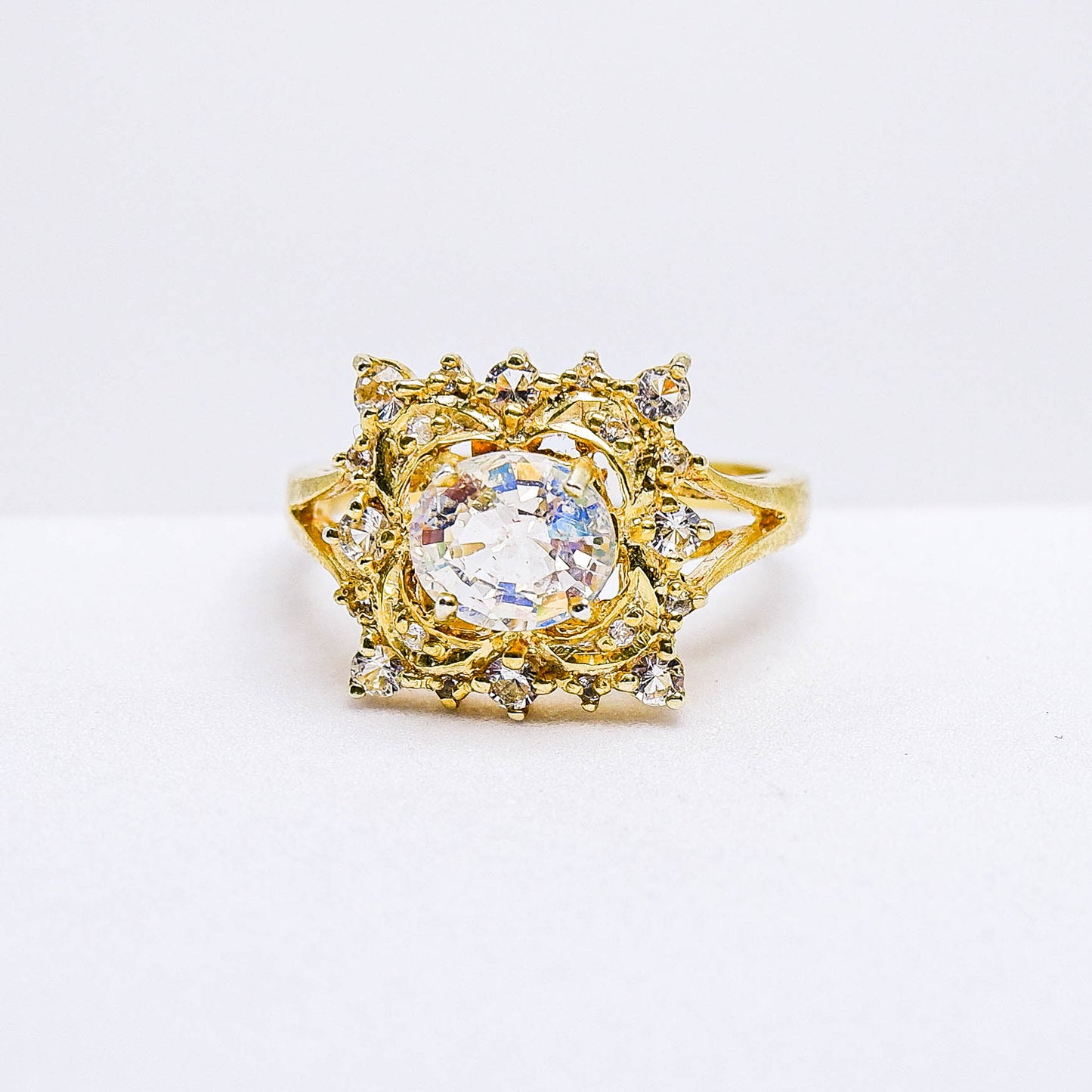 แหวนเงินแท้ 925 ฝังพลอย เรนโบว์มูนสโตน (Rainbow Moonstone) + ไวท์โทพาส (whitetopaz)