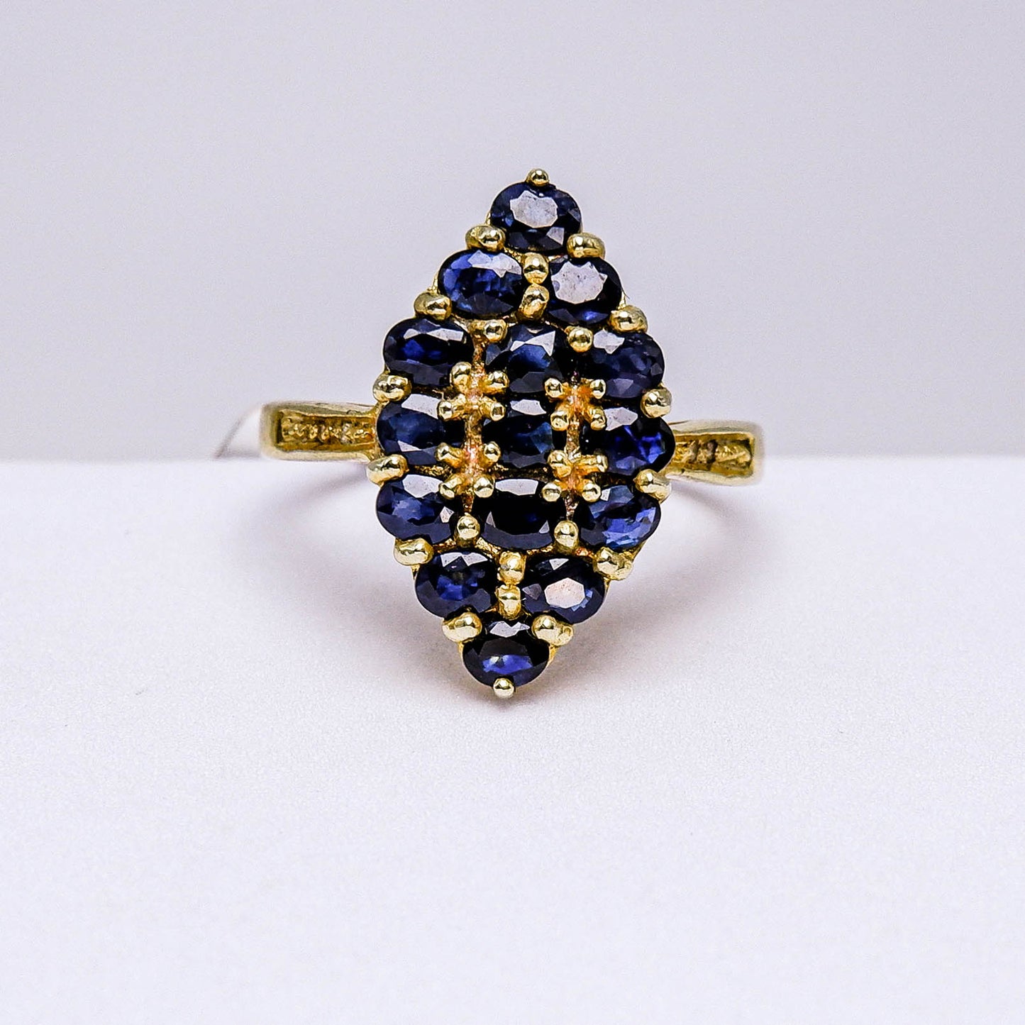 แหวนเงินแท้ 925 ฝังพลอย ไพลิน (Blue Sapphire) + ไวท์โทพาส (whitetopaz)