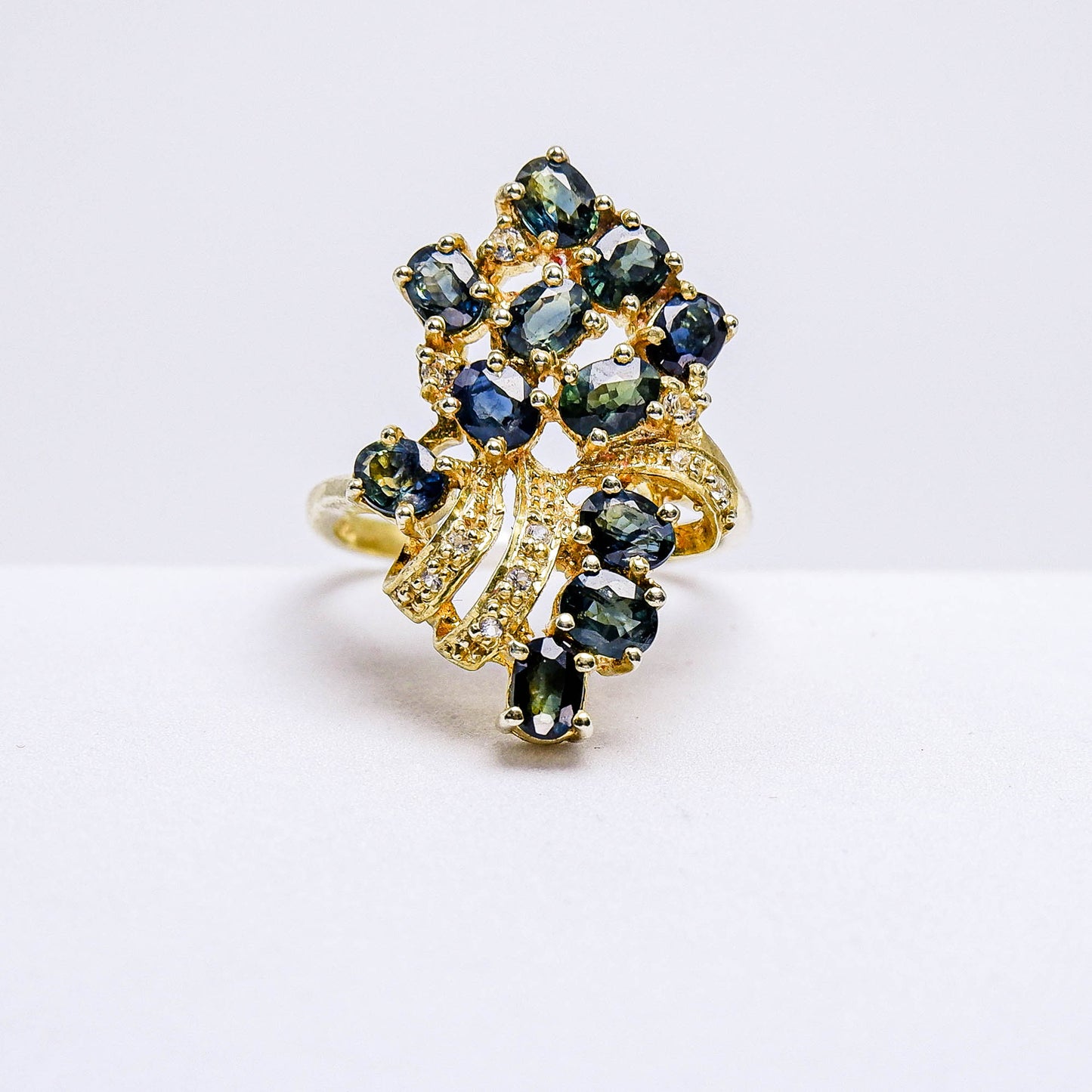 แหวนเงินแท้ 925 ฝังพลอย เขียวส่อง (green Sapphire) + ไวท์โทพาส (whitetopaz)