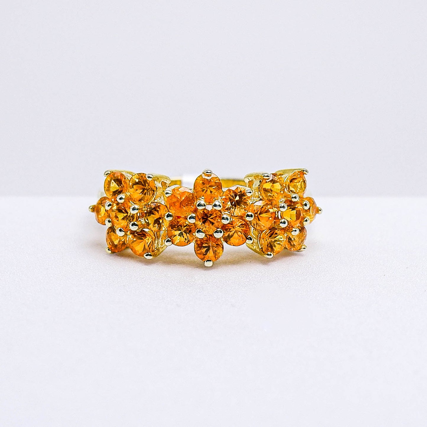 แหวนเงินแท้ 925 ฝังพลอย บุษราคัม (Yellow Sapphire)