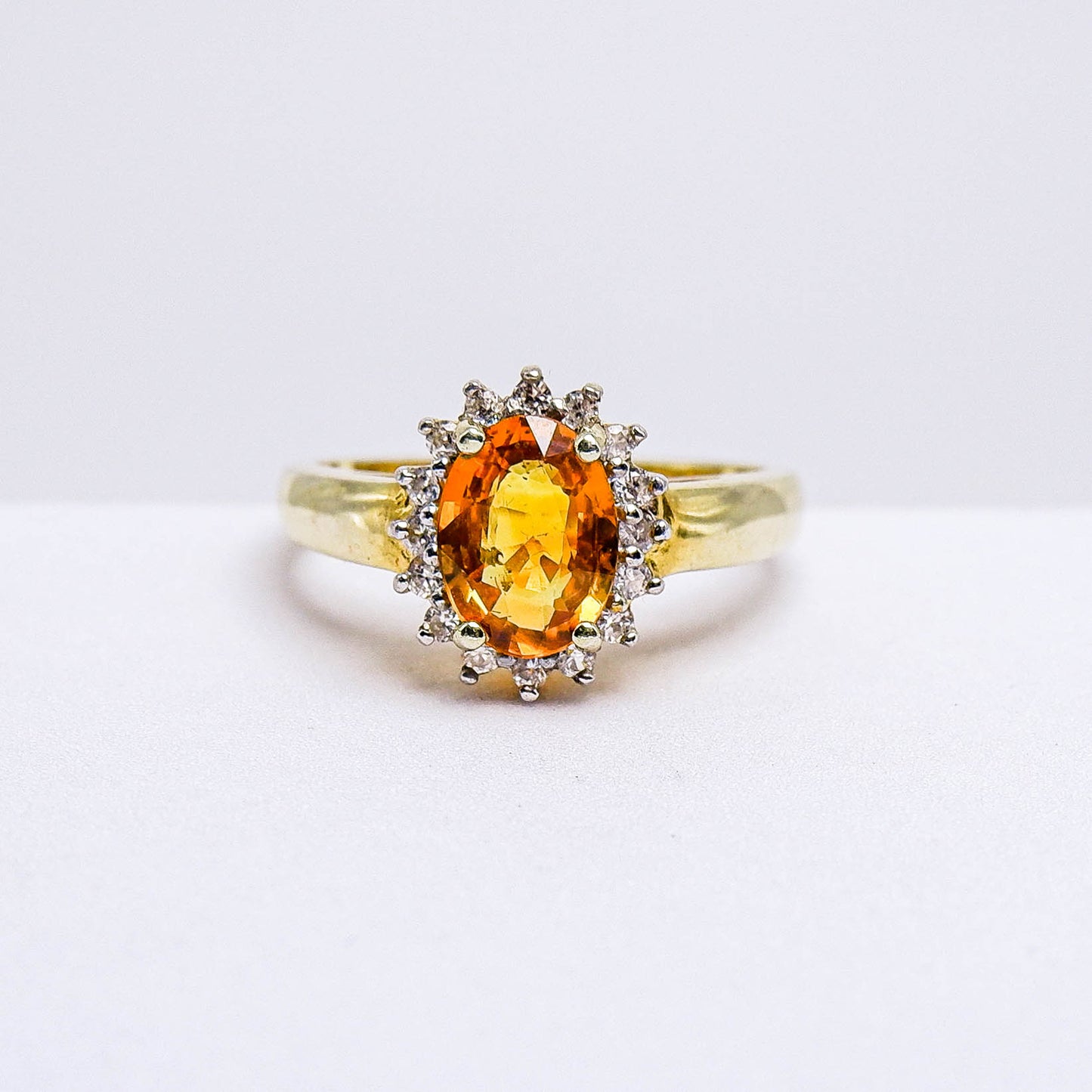 แหวนเงินแท้ 925 ฝังพลอย บุษราคัมบางกะจะ (Yellow Sapphire) + เซอร์คอน (Zircon)