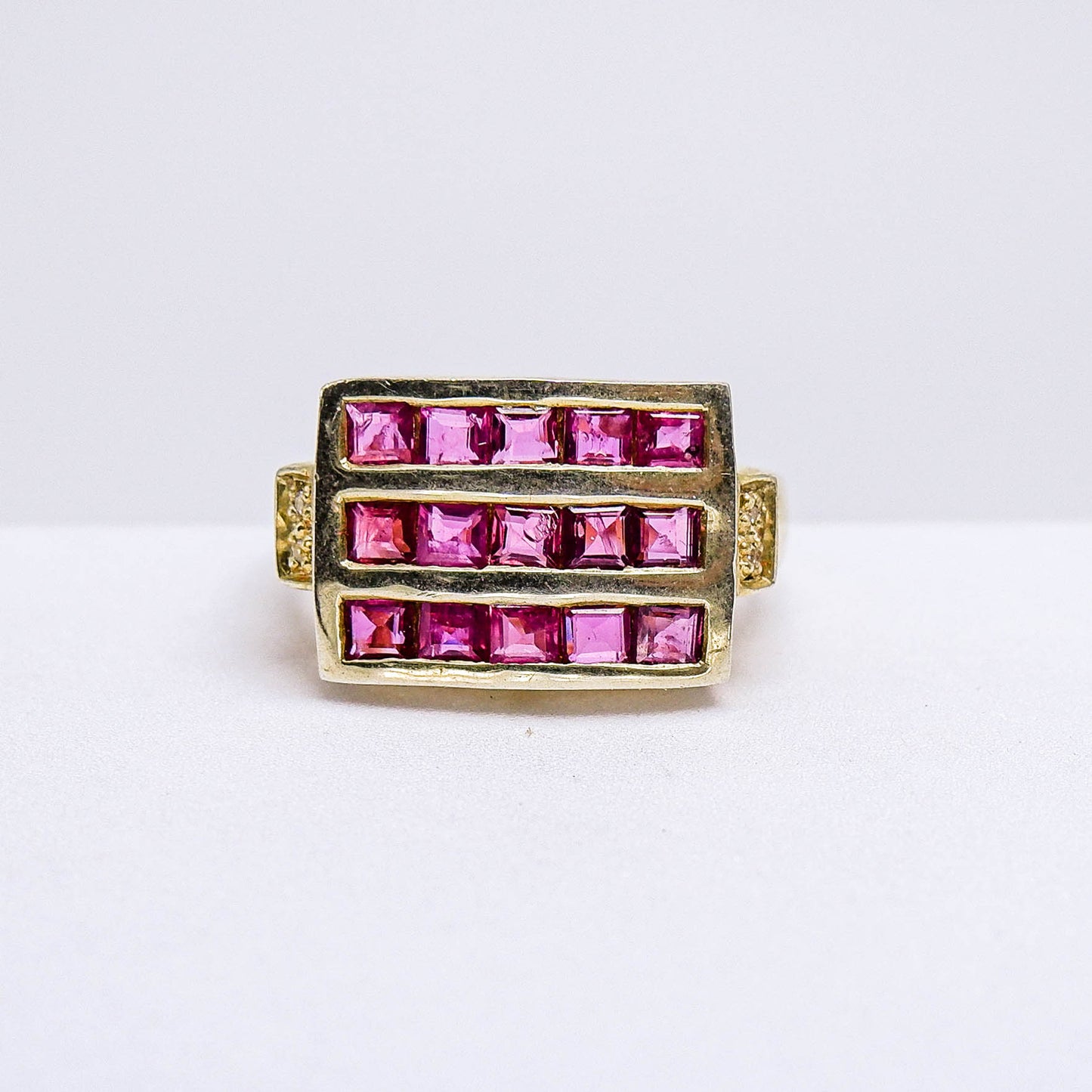 แหวนเงินแท้ 925 ฝังพลอย ทับทิมไทย (Siam Ruby) + ไวท์โทพาส (whitetopaz)