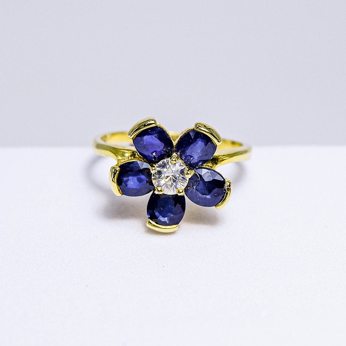 แหวนเงินแท้ 925 ฝังพลอย ไพลิน (Blue Sapphire) + เซอร์คอน (Zircon)