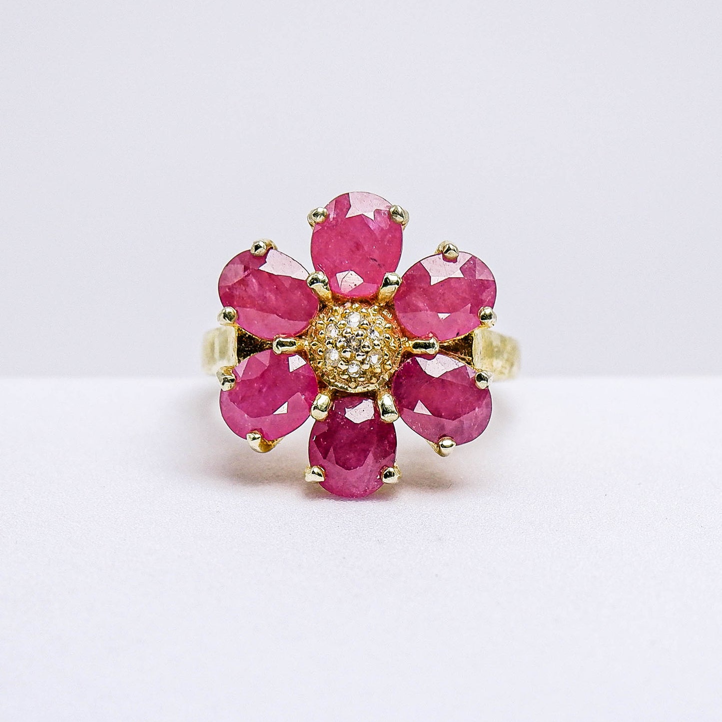 แหวนเงินแท้ 925 ฝังพลอย ทับทิมมาดา (Madagascar Ruby) + ไวท์โทพาส (whitetopaz)