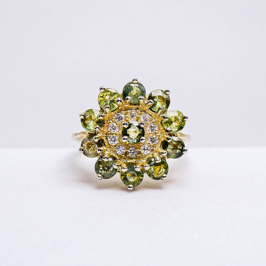 แหวนเงินแท้ 925 ฝังพลอย เขียวส่อง (green Sapphire) + เซอร์คอน (Zircon)