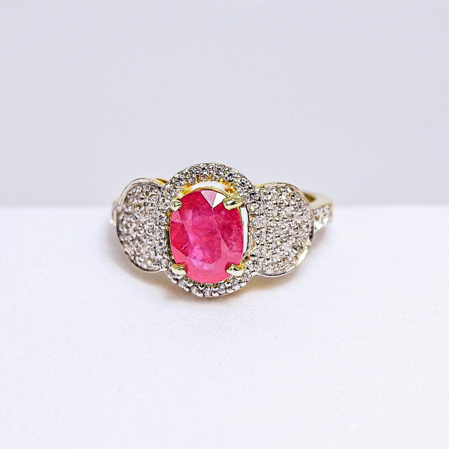 แหวนเงินแท้ 925 ฝังพลอย ทับทิมแทนซาเนีย (Tanzania Ruby) + เซอร์คอน (Zircon)