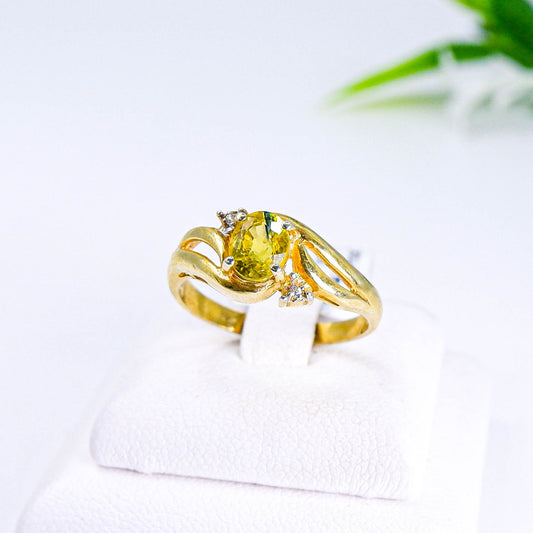 แหวนเงินแท้ 925 ฝังพลอย บุษราคัม (Yellow Sapphire) + เซอร์คอน (Zircon)