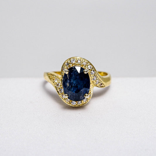 แหวนเงินแท้ 925 ฝังพลอย ไพลิน (Blue Sapphire) + ไวท์แซฟไฟร์ (whitetopaz)