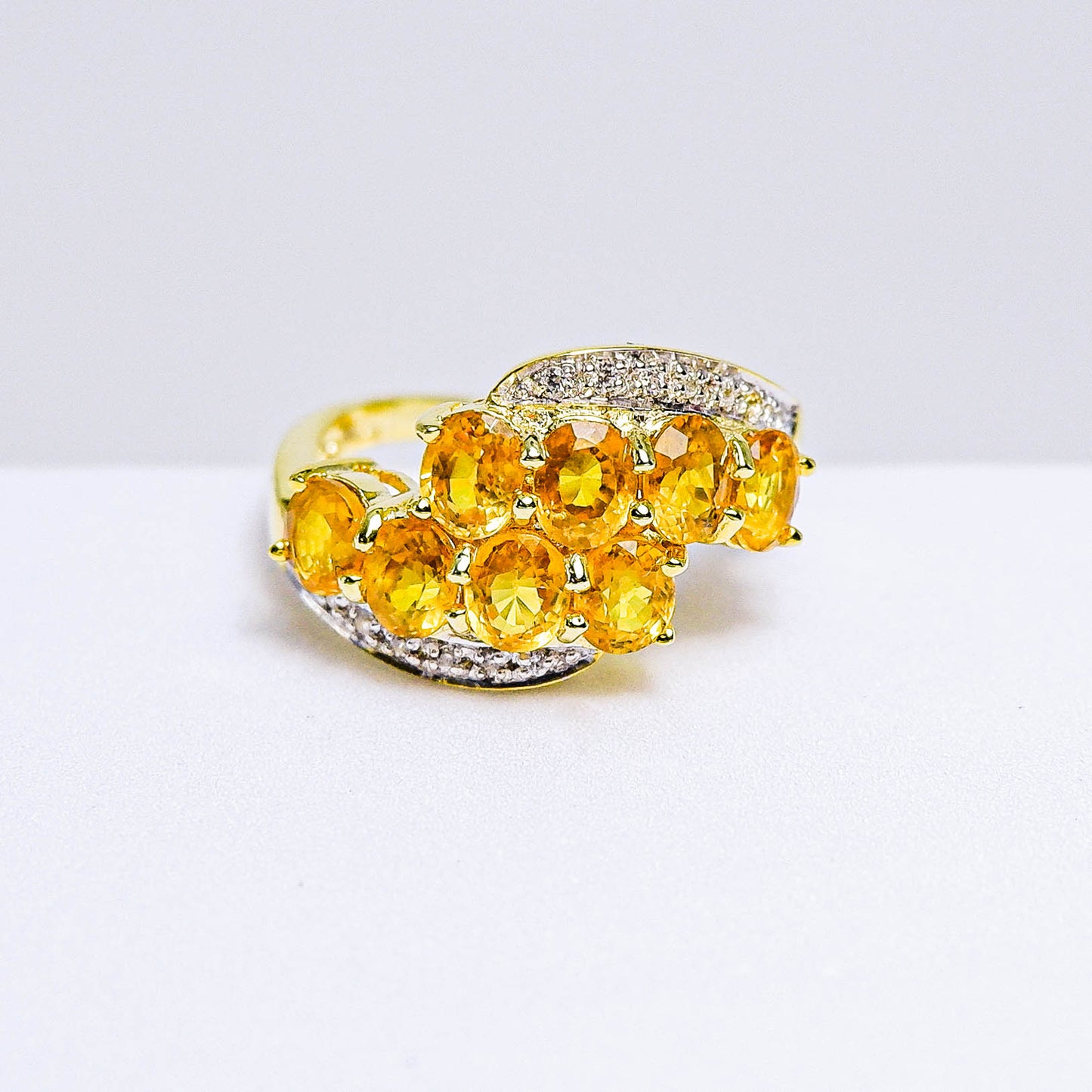 แหวนเงินแท้ 925 ฝังพลอย บุษราคัม (Yellow Sapphire) + เซอร์คอน (Zircon)