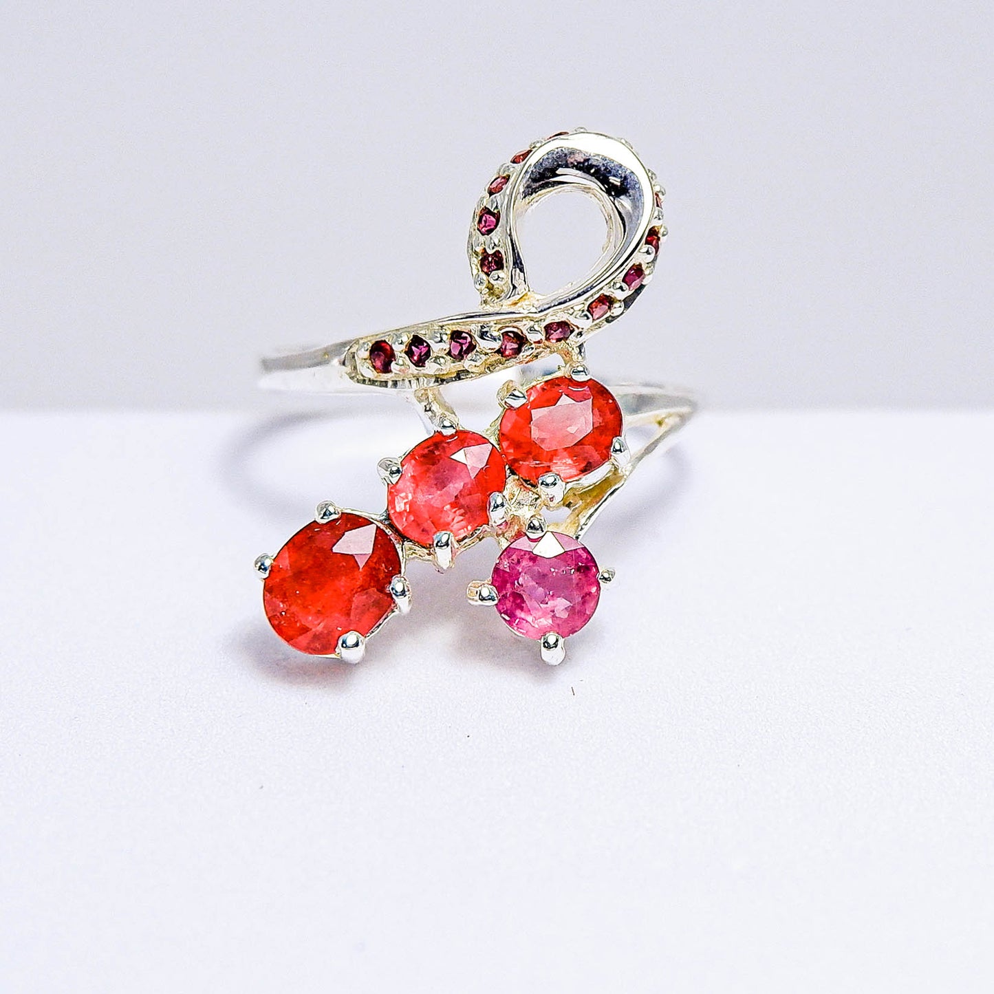 แหวนเงินแท้ 925 ฝังพลอย ทับทิม(Ruby)+ออเรนจ์แซฟไฟร์(Orange Sapphire)+เรดแซฟไฟร์(Red Sapphire)