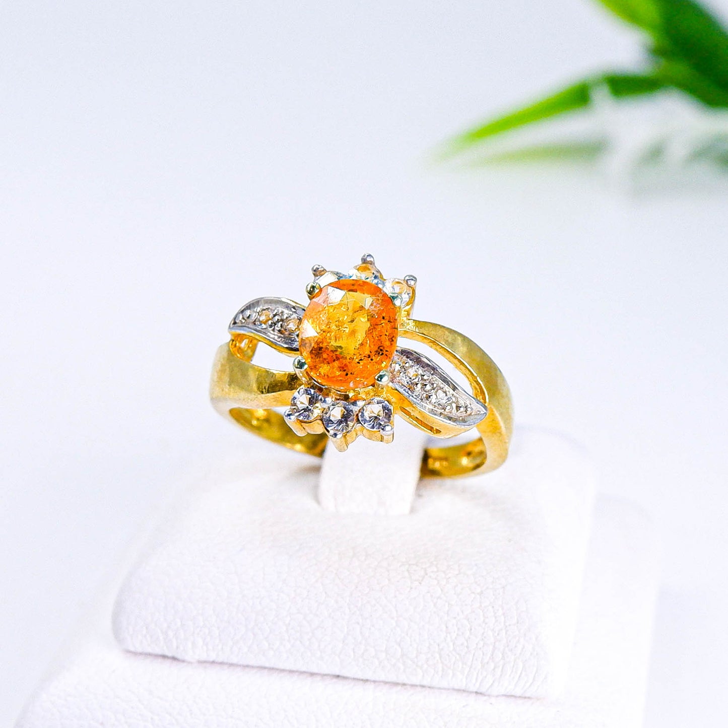 แหวนเงินแท้ 925 ฝังพลอย สเปซซาไทต์ (Spessartite Garnet) + ไวท์โทพาส (whitetopaz)