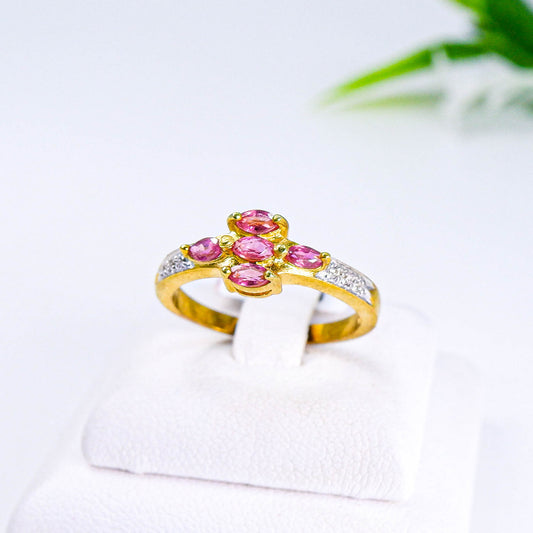 แหวนเงินแท้ 925 ฝังพลอย ทับทิมไทย (Siam Ruby) + เซอร์คอน (Zircon)