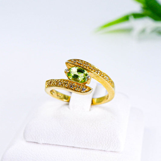 แหวนเงินแท้ 925 ฝังพลอย เพอริดอท (Peridot) + โทพาส (Topaz)