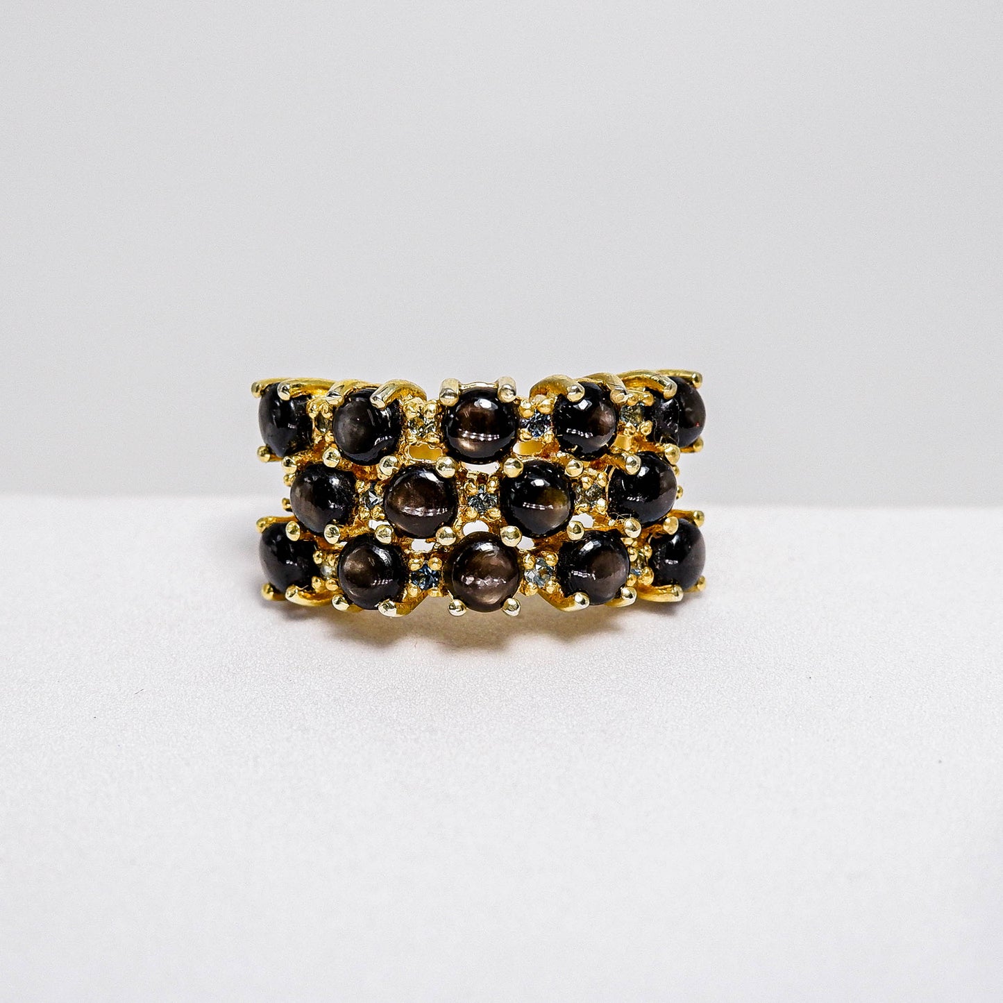 แหวนเงินแท้ 925 ฝังพลอย สตาร์บางกะจะ (Black Star Sapphire) + แซฟไฟร์ (Sapphire)