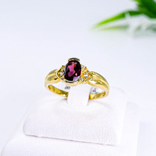 แหวนเงินแท้ 925 ฝังพลอย โรโดไลท์ (Rhodolite) + เซอร์คอน (Zircon)