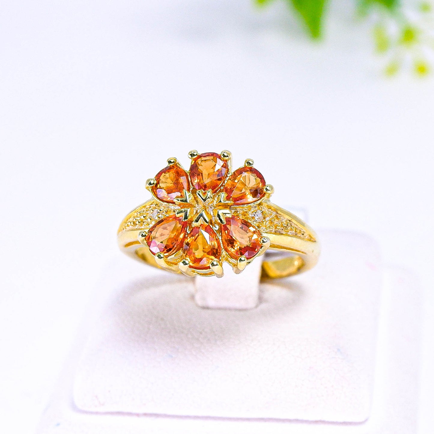 แหวนเงินแท้ 925 ฝังพลอย บุษราคัม (Yellow Sapphire) + เซอร์คอน (Zircon)