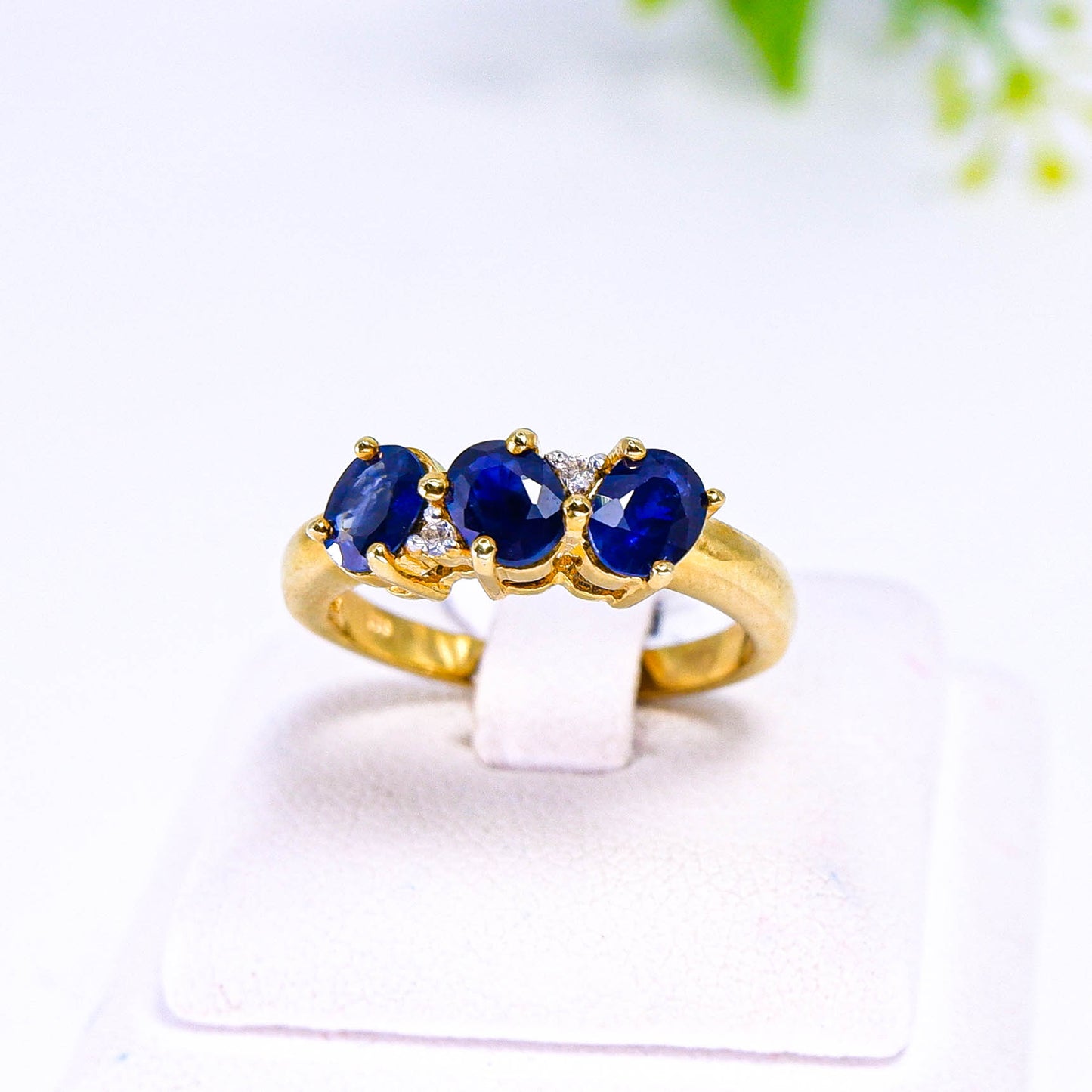แหวนเงินแท้ 925 ฝังพลอย ไพลิน (Blue Sapphire) + เซอร์คอน (Zircon)
