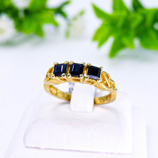 แหวนเงินแท้ 925 ฝังพลอย ไพลิน (Blue Sapphire)