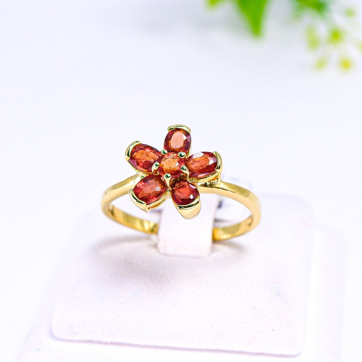 แหวนเงินแท้ 925 ฝังพลอย  แซฟไฟร์ (Sapphire)