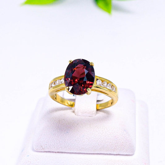 แหวนเงินแท้ 925 ฝังพลอย โรโดไลท์ (Rhodolite) + เซอร์คอน (Zircon)