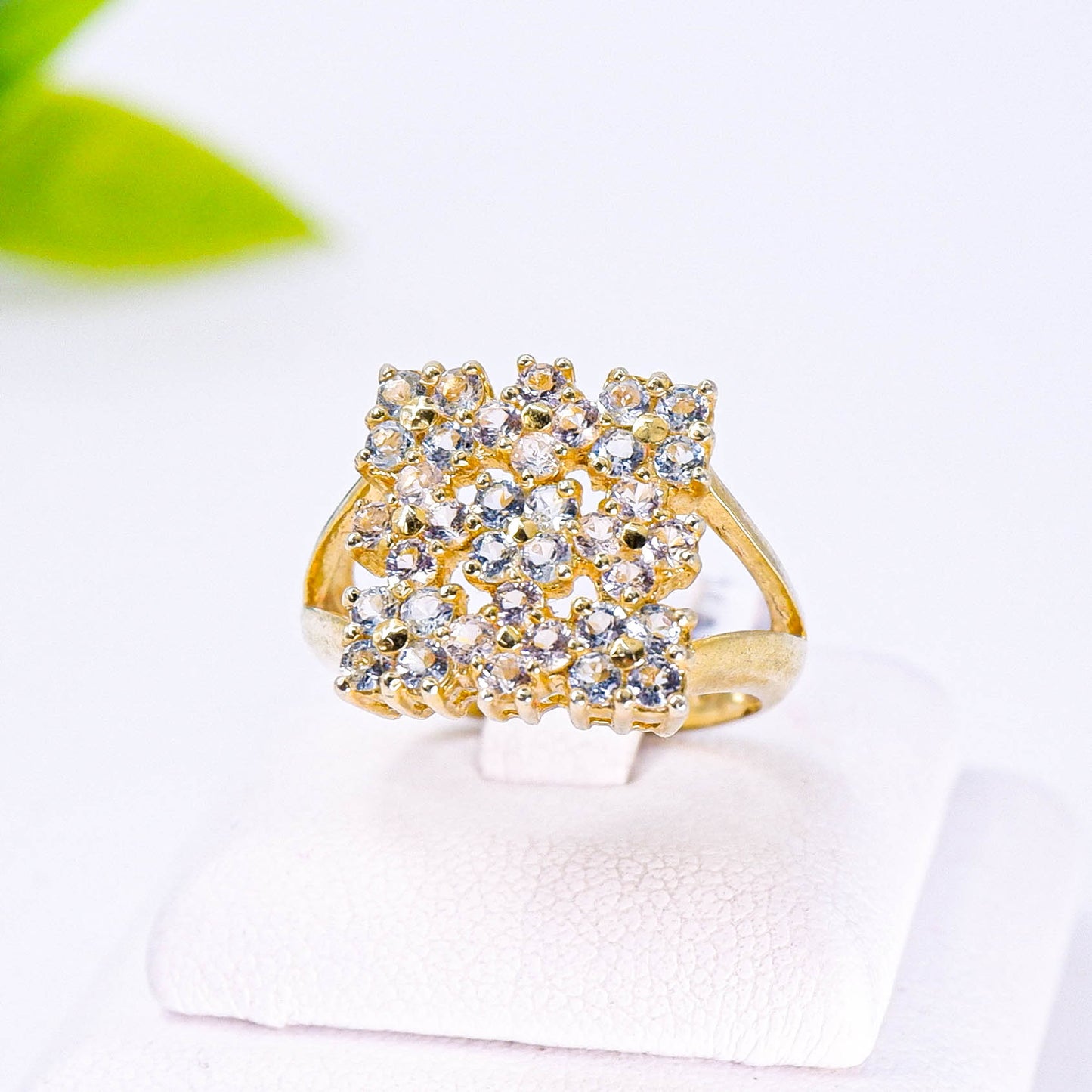 แหวนเงินแท้ 925 ฝังพลอย บลูโทพาส (Blue Topaz) + ไวท์โทพาส (whitetopaz)