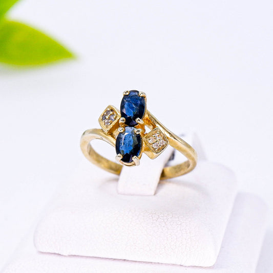 แหวนเงินแท้ 925 ฝังพลอย ไพลิน (Blue Sapphire) + ไวท์โทพาส (whitetopaz)