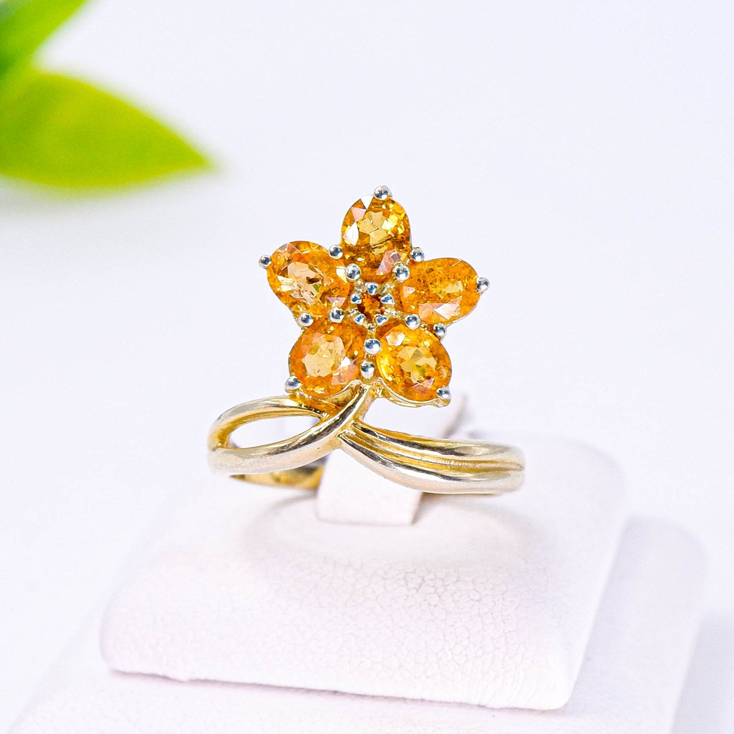 แหวนเงินแท้ 925 ฝังพลอย  สเปซซาไทต์ (Spessartite Garnet)
