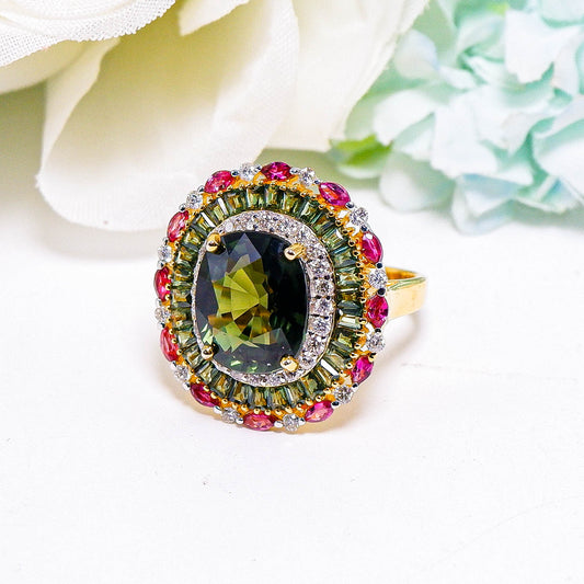 แหวนทอง9K ฝังพลอยเขียวส่อง(Green Sapphire) + ทับทิมไทย(Ruby) + เพชร(Diamond)
