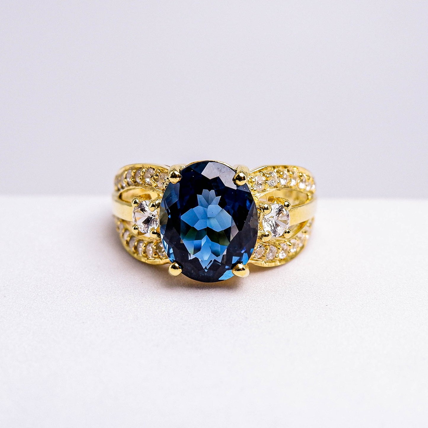 แหวนเงินแท้ 925 ฝังพลอย ลอนดอนบลู (London Blue)+เซอร์คอน (Zircon)