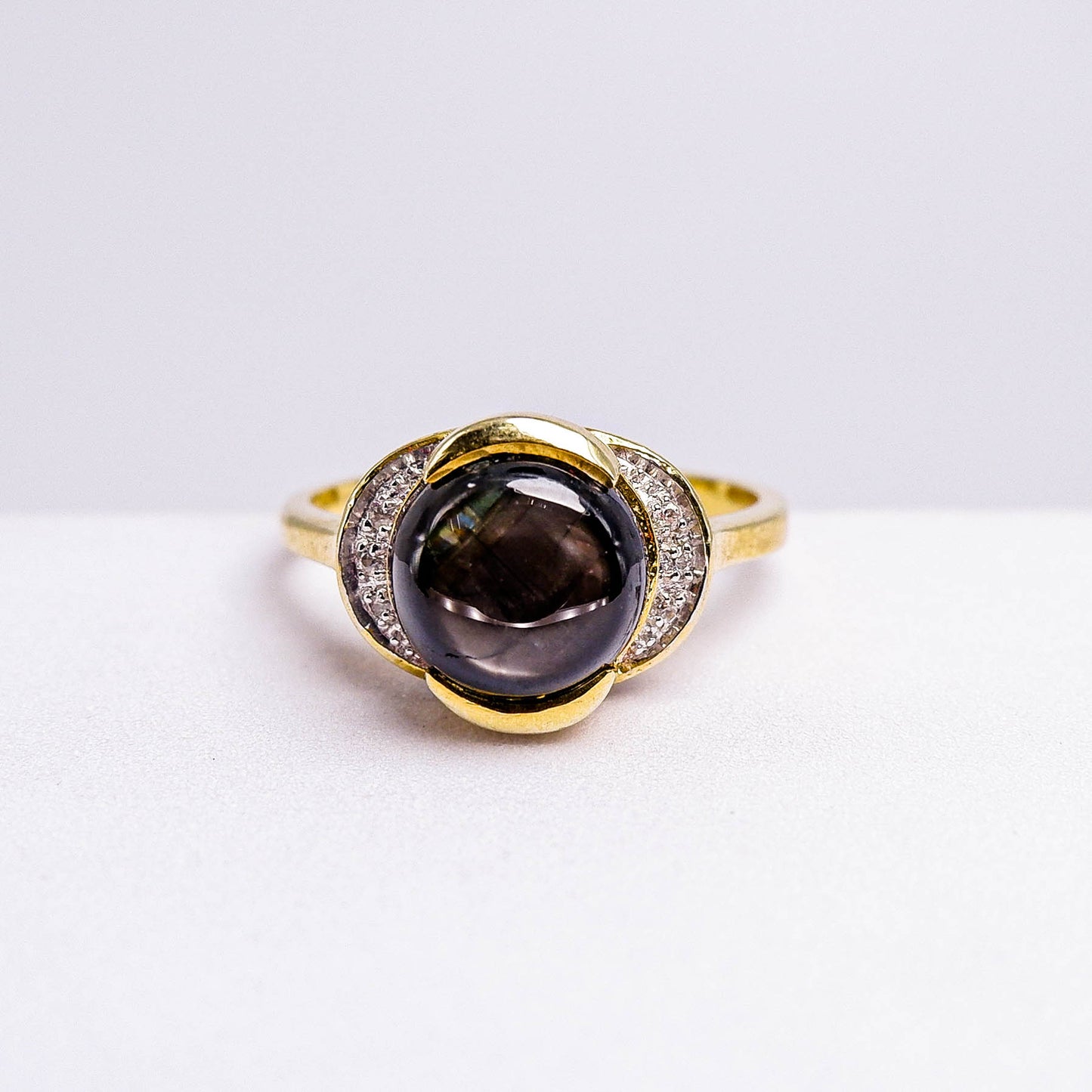แหวนเงินแท้ 925 ฝังพลอย สตาร์บางกะจะ (Black Star Sapphire) + เซอร์คอน (Zircon)