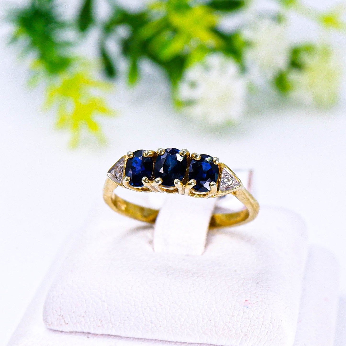 แหวนเงินแท้ 925 ฝังพลอย ไพลิน (Blue Sapphire) + เซอร์คอน (Zircon)