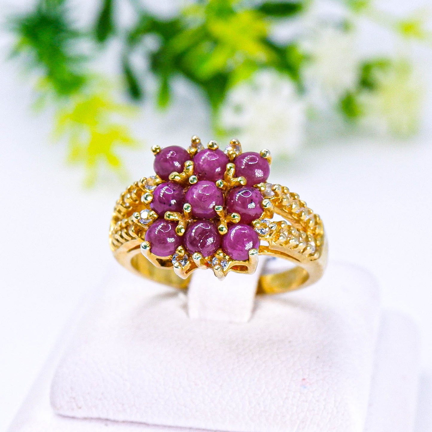 แหวนเงินแท้ 925 ฝังพลอย ทับทิมมาดาหลังเบี้ยดิบ (Madagascar Ruby)(Unheated) + ไวท์โทพาส (whitetopaz)