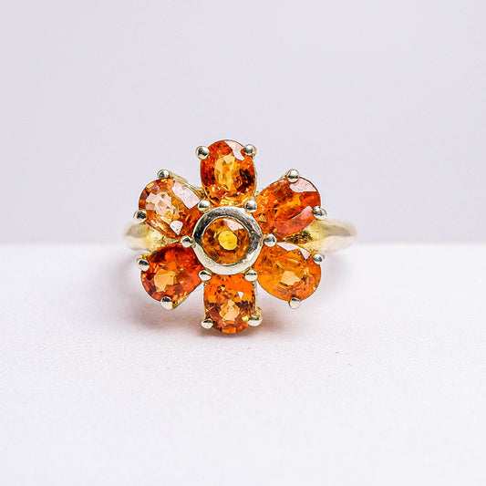 แหวนเงินแท้ 925 ฝังพลอย สเปสซาไทท์ (Spessartite Garnet) + แซฟไฟร์ (Sapphire)