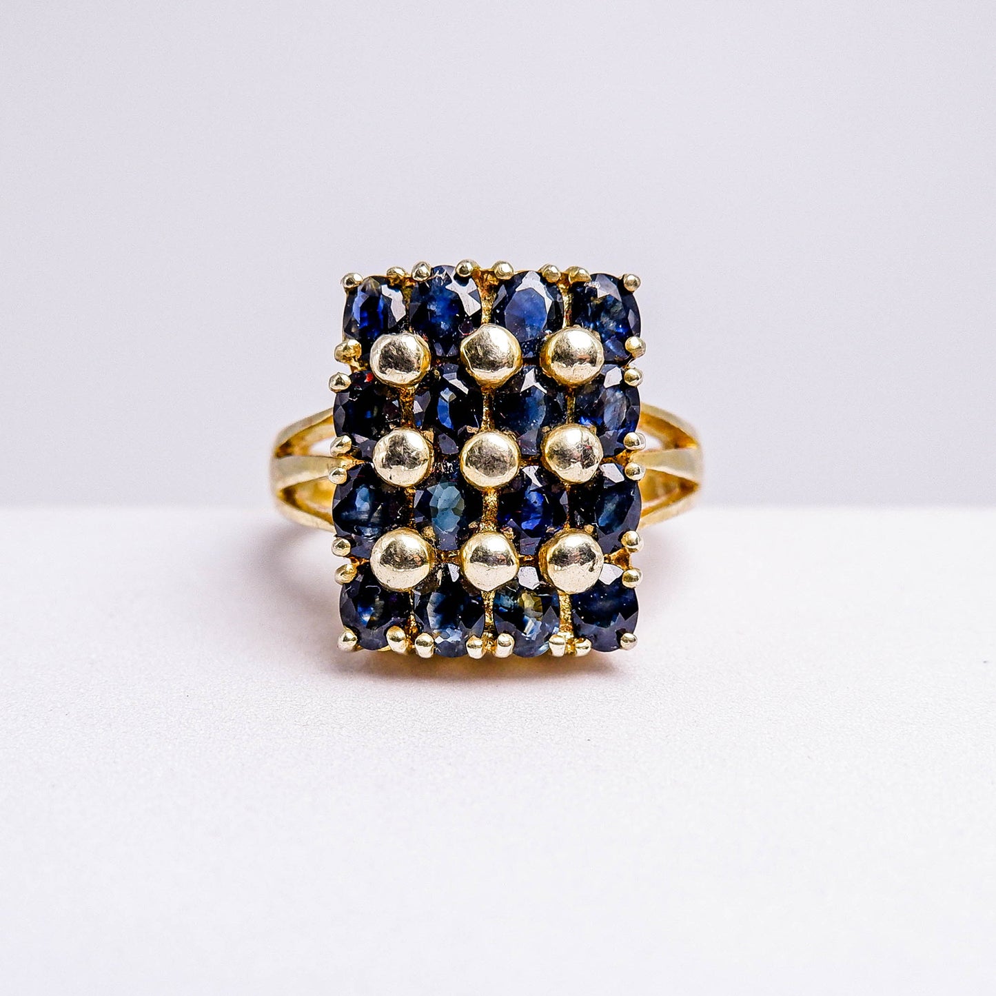 แหวนเงินแท้ 925 ฝังพลอย ไพลิน (Blue Sapphire)