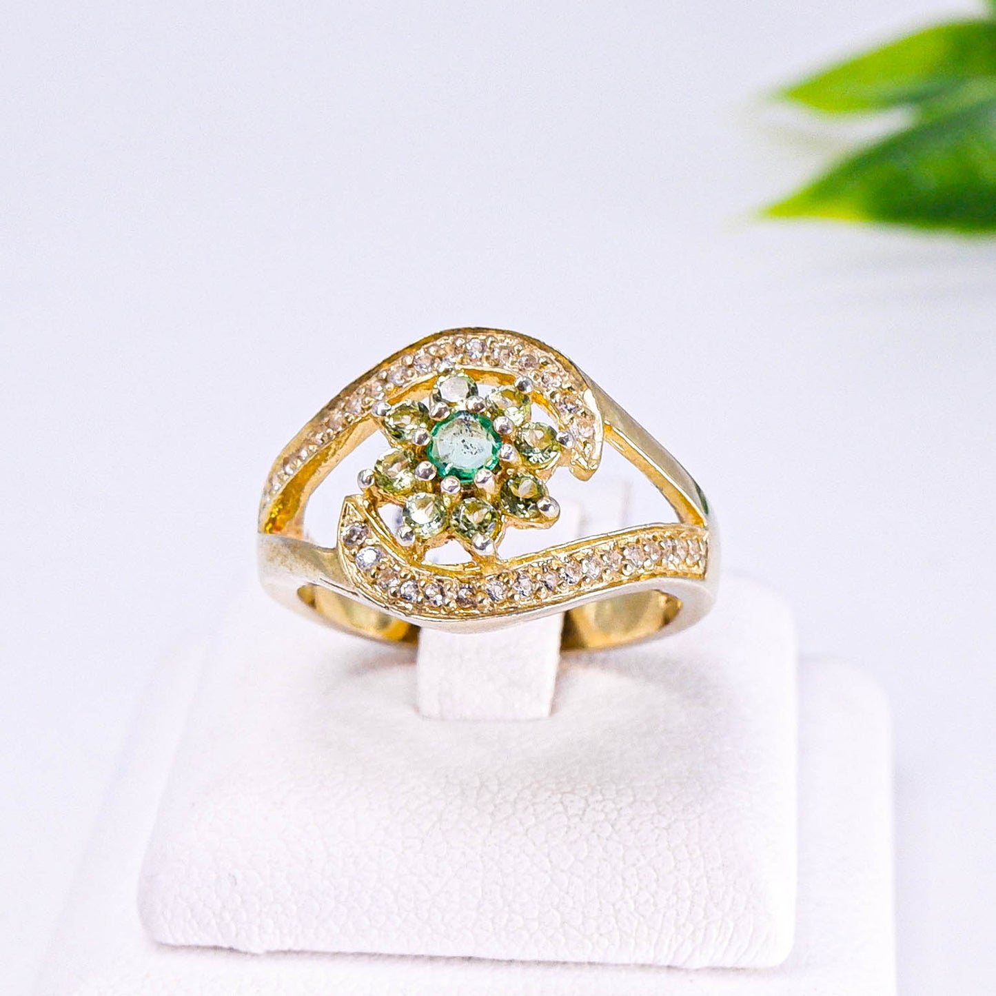 แหวนเงินแท้ 925 ฝังพลอย มรกต(Emerald cut)+เพอริดอท(Emerald cut)+โทพาส (Topaz)