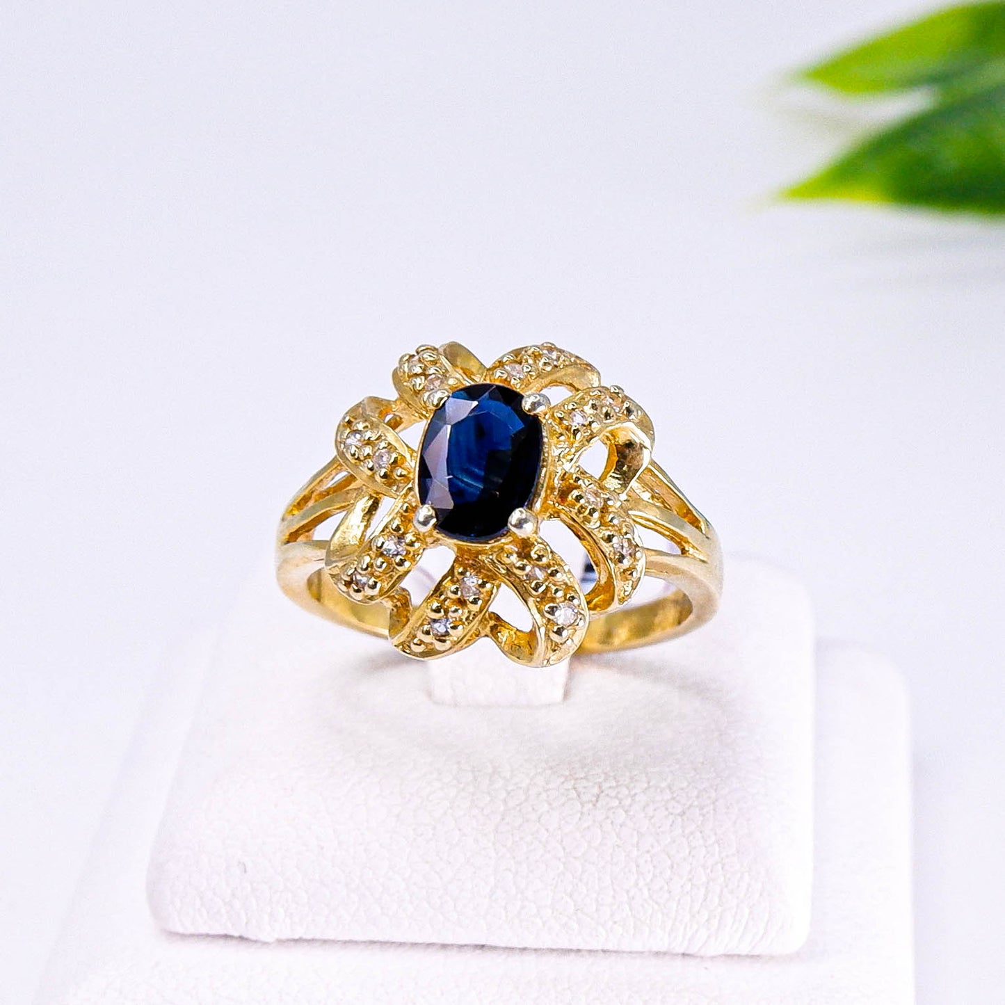 แหวนเงินแท้ 925 ฝังพลอย ไพลินกาญจน์ (Blue Sapphire) + ไวท์โทพาส (whitetopaz)