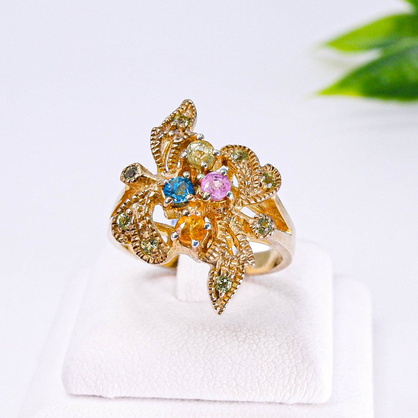 แหวนเงินแท้ 925 ฝังพลอย เพทายฟ้า(Blue Zircon)+แฟนซีแซฟไฟร์(Fancy Sapphire)+เพอริดอท(Peridot)