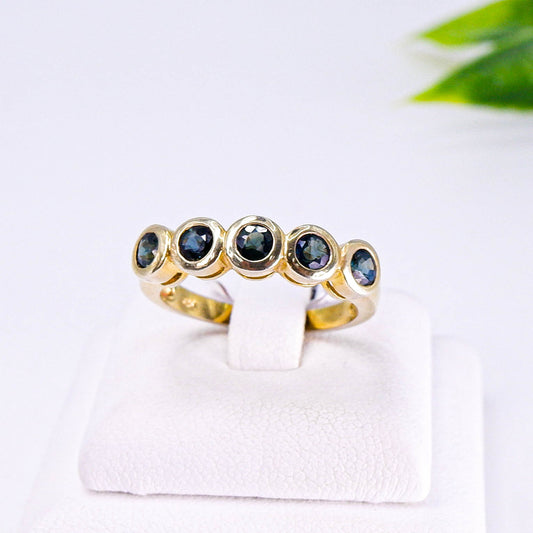 แหวนเงินแท้ 925 ฝังพลอย เขียวส่อง (green Sapphire)