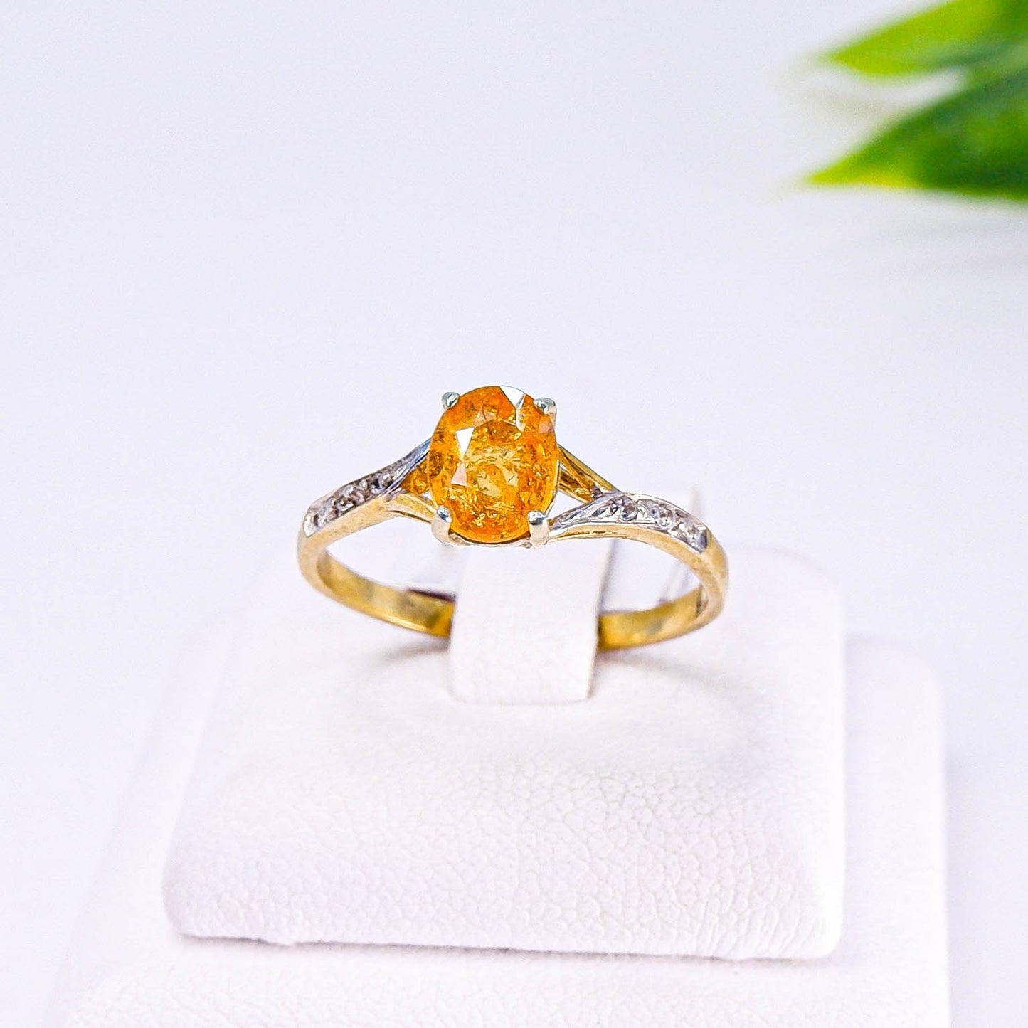 แหวนเงินแท้ 925 ฝังพลอย สเปซซาไทต์ (Spessartite Garnet) + ไวท์โทพาส (whitetopaz)