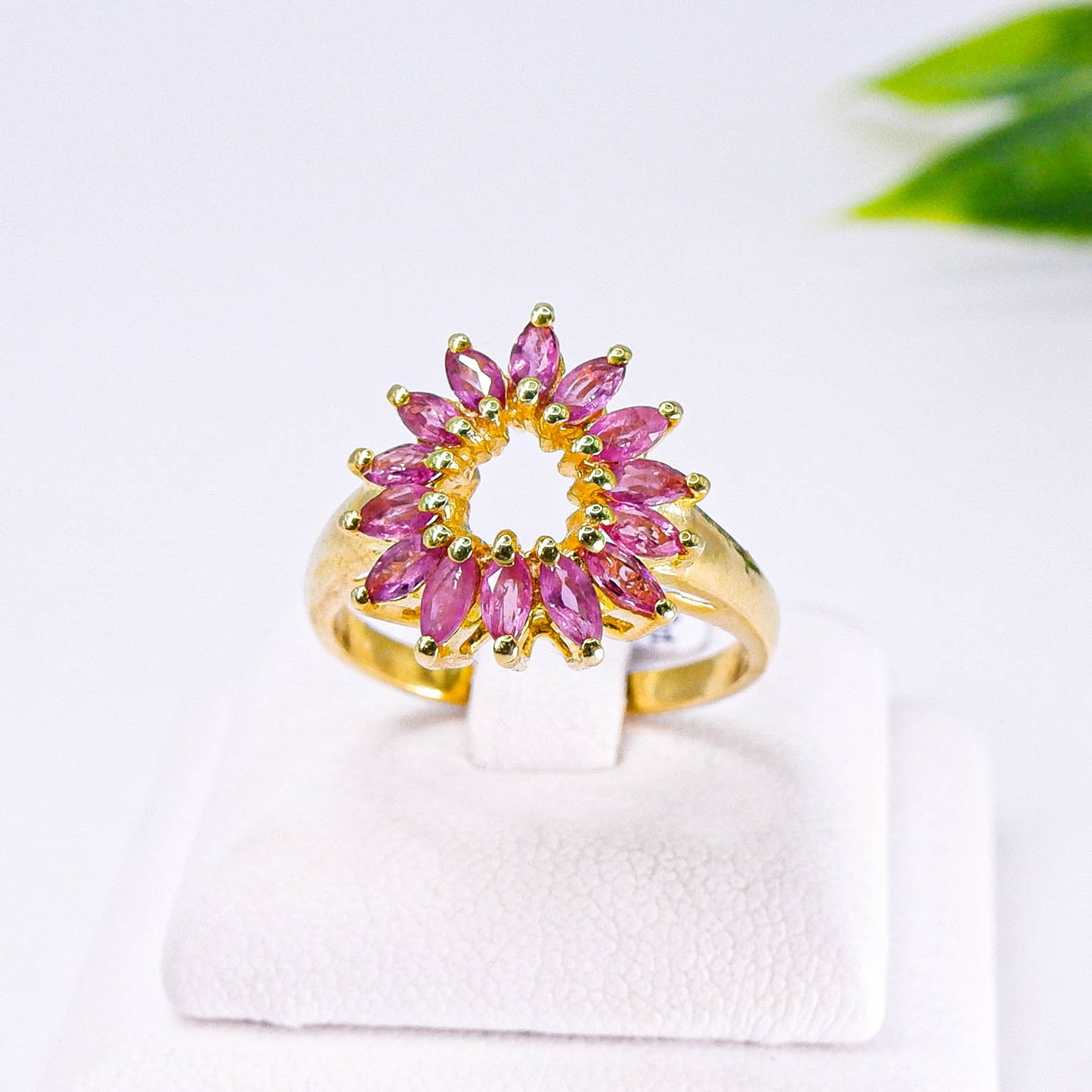แหวนเงินแท้ 925 ฝังพลอย ทับทิมไทย (Siam Ruby)