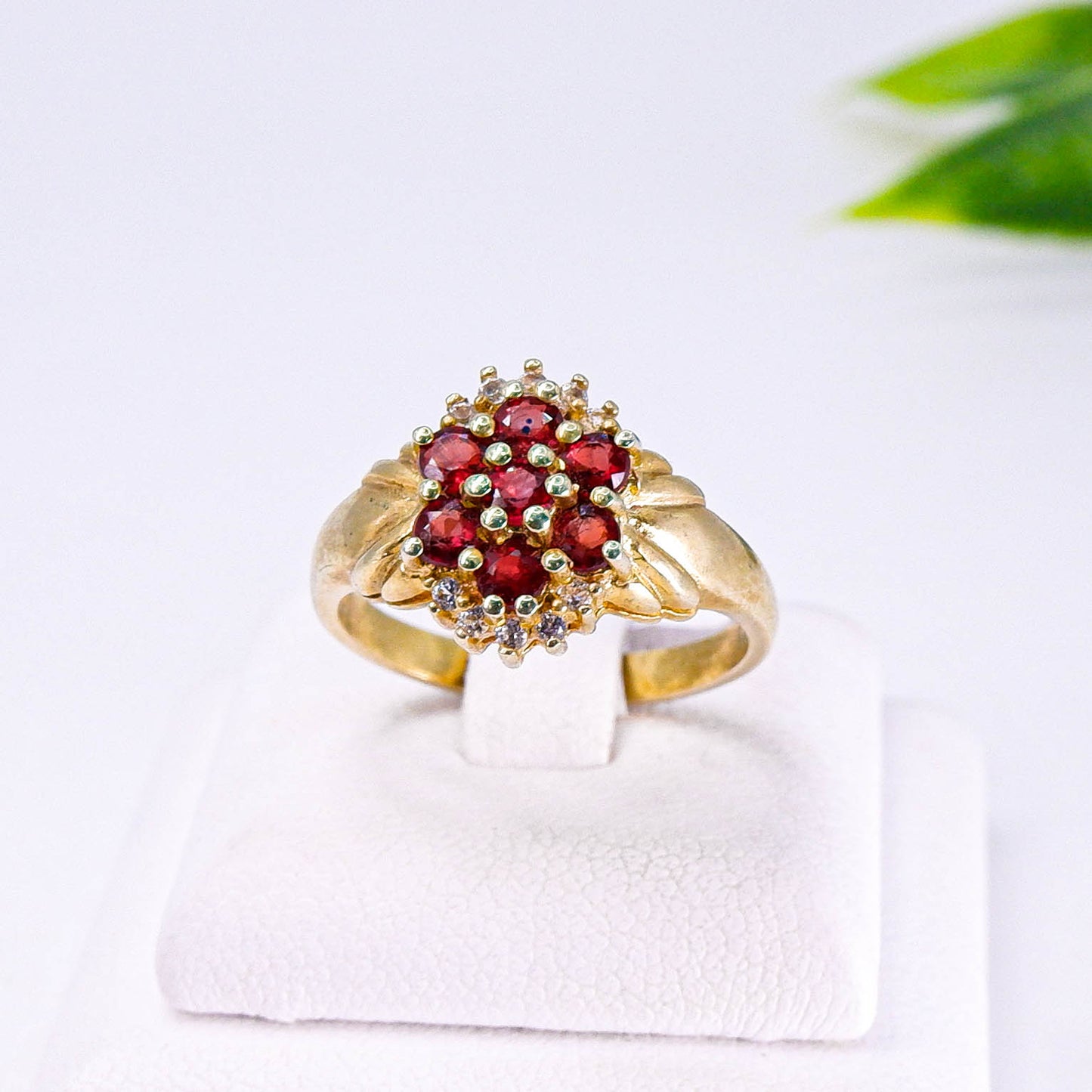 แหวนเงินแท้ 925 ฝังพลอย เรดแซฟไฟร์ (Red Sapphire) + ไวท์โทพาส (whitetopaz)