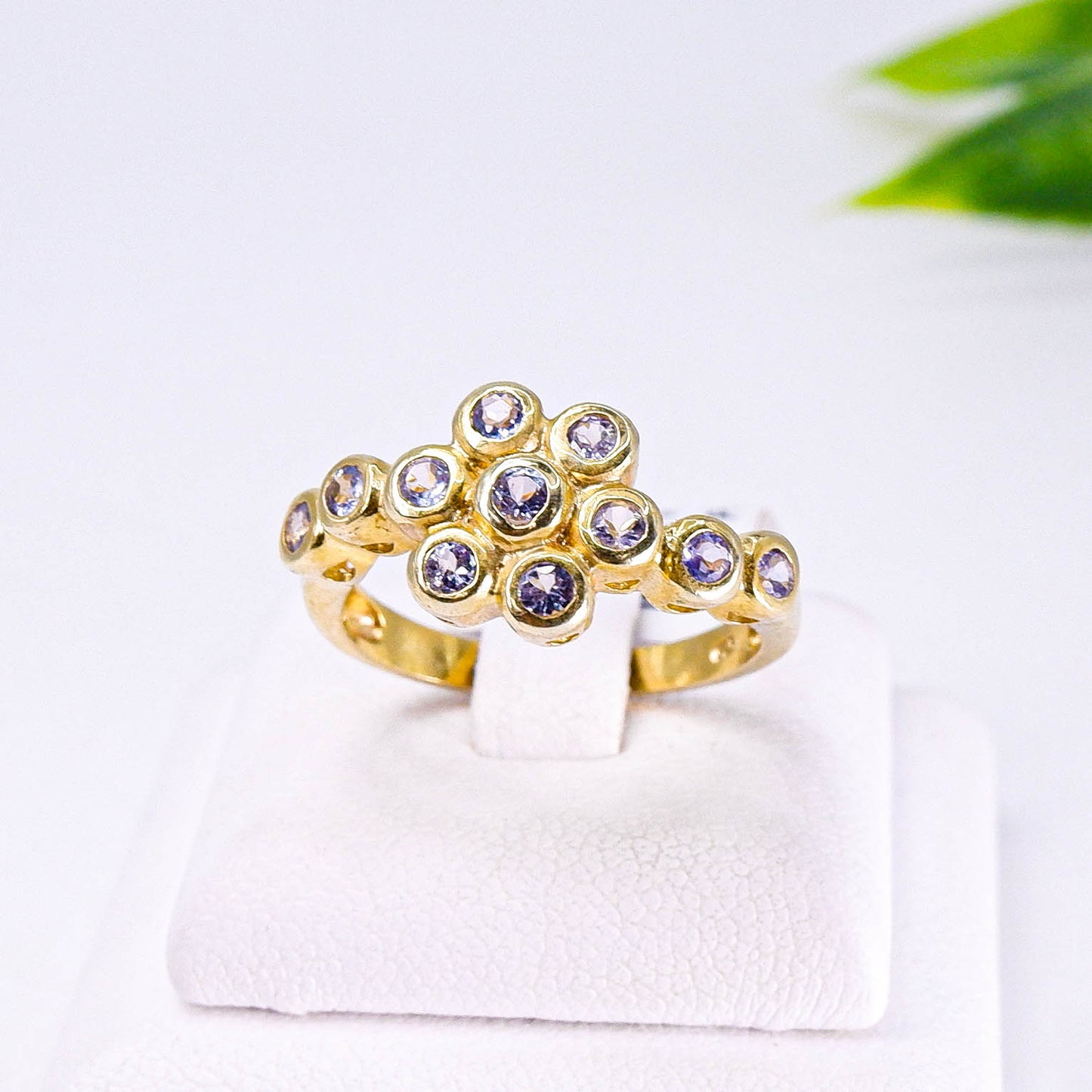 แหวนเงินแท้ 925 ฝังพลอย แทนซาไนท์ (Tanzanite)