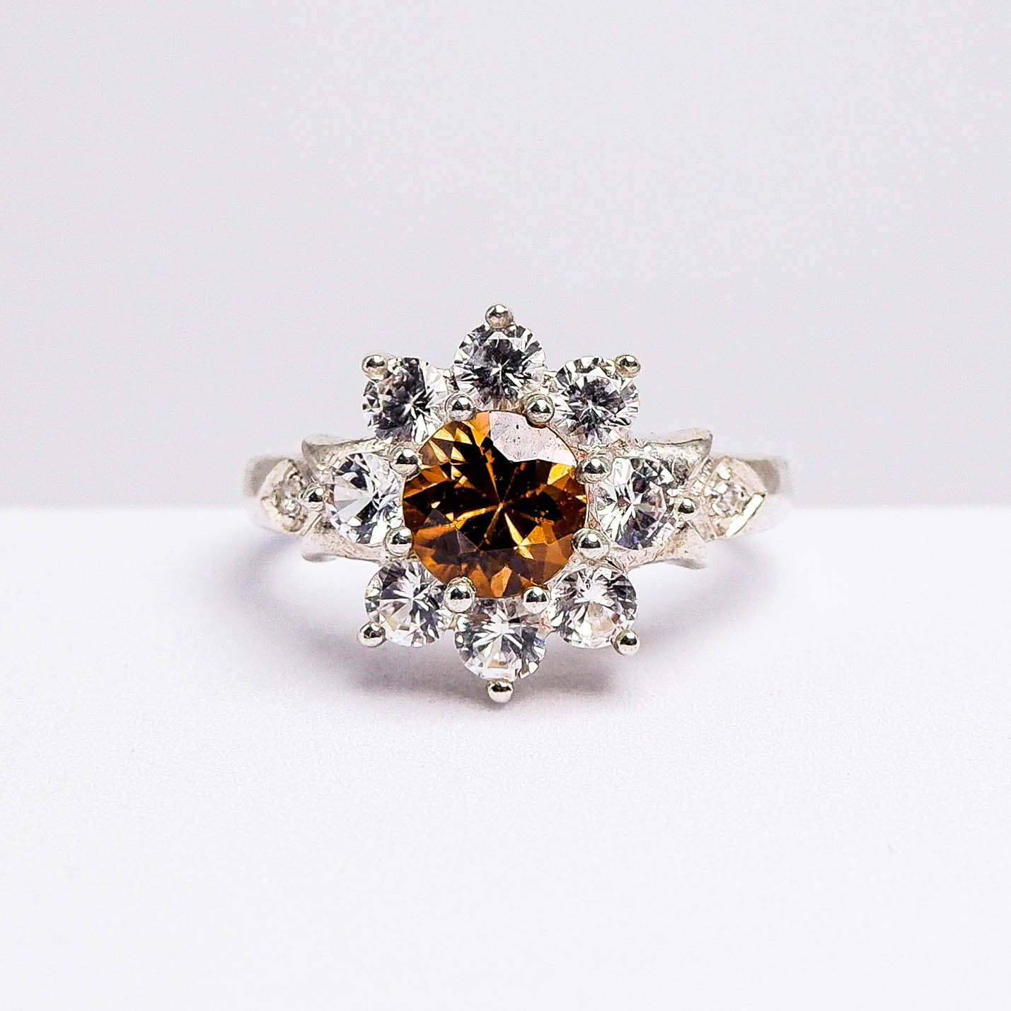 แหวนเงินแท้ 925 ฝังพลอย เพทาย (ดิบ)(Zircon)(Unheated)+เซอร์คอน(Zircon)