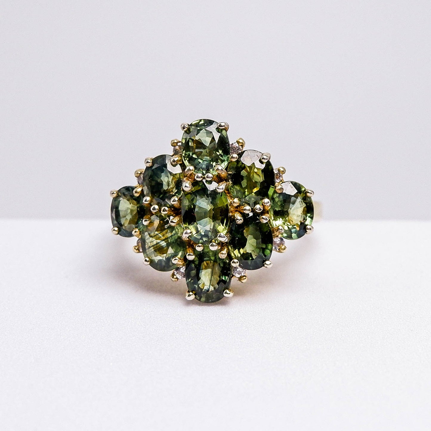 แหวนเงินแท้ 925 ฝังพลอย เขียวส่อง (greensapphire) + ไวท์โทพาส (whitetopaz)